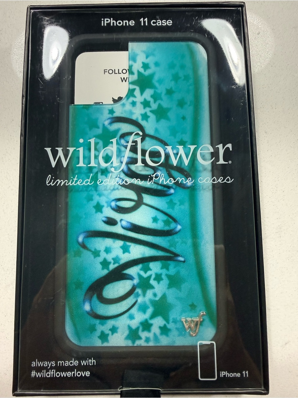 NWT Wildflower IPhone 11 VIRGO ♍️ Green